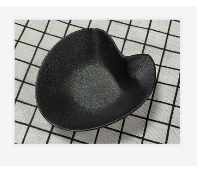 Wholesale Multi Shapes Cheap Mini Black Dessert Snack Dish Ceramic Sauce Dish Ceramic Dip Dish